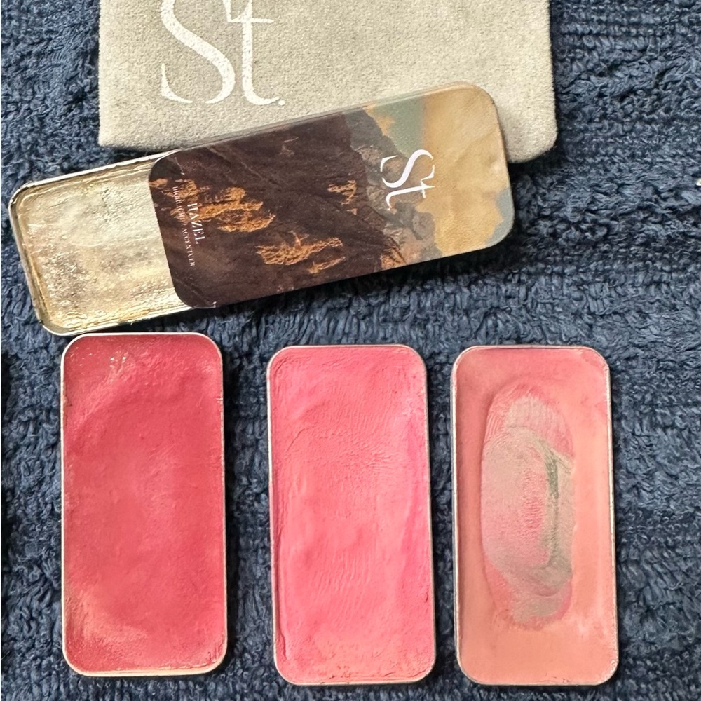 Seint makeup